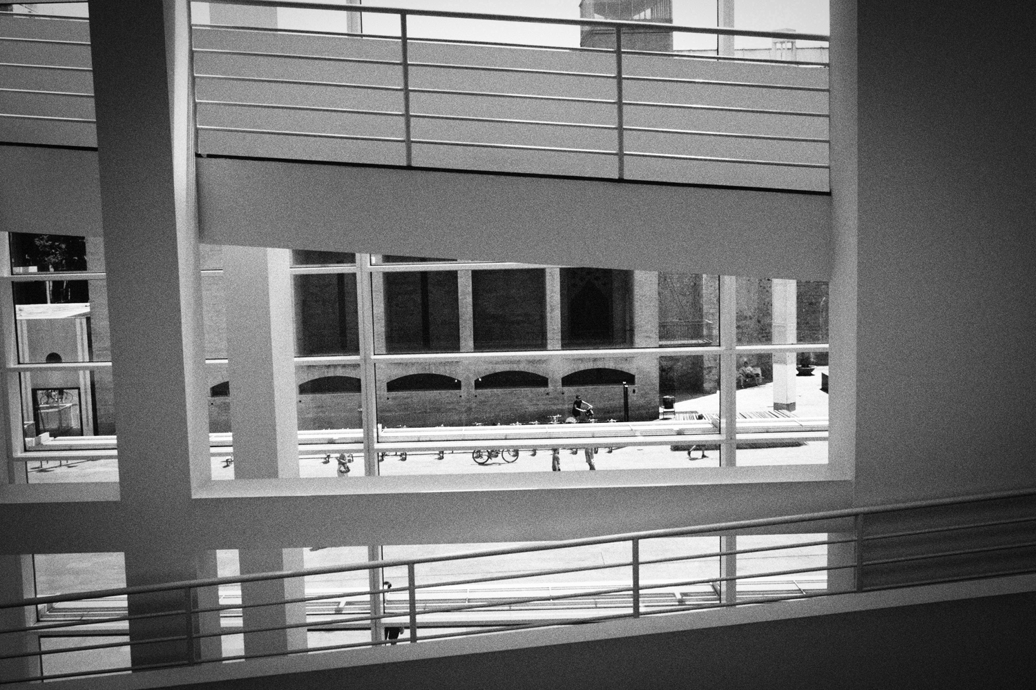 Photo by Jeff Sirkin