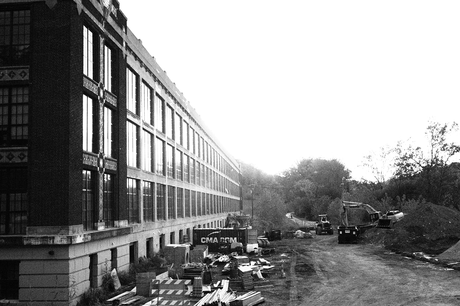 Photo by Jeff Sirkin Photo by Jeff Sirkin